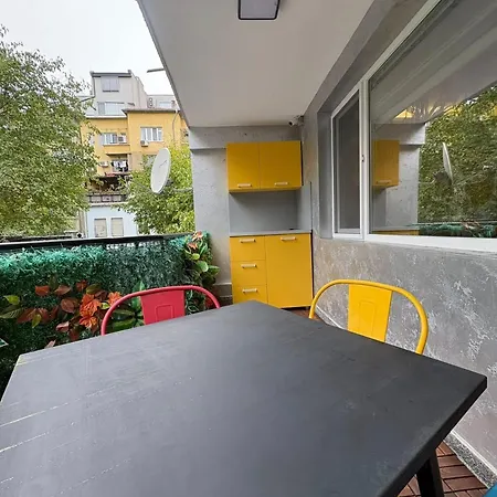 Martine Urban Apartment